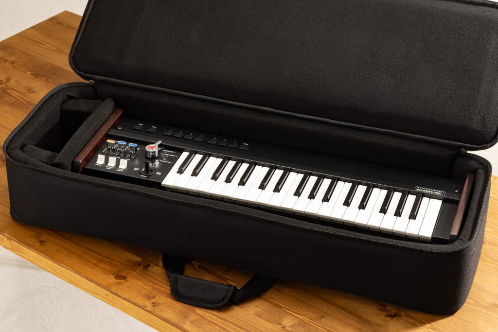 miniKORG700Sm (фото 4) miniKORG700Sm (фото 4)